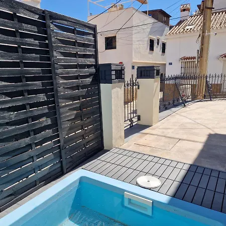 Del Parque Flats Balneario De Pina Villa
